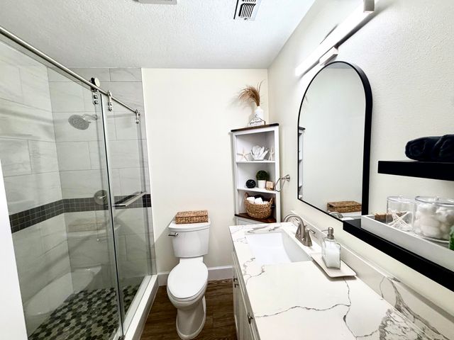 706 Bradford Drive, Fort Walton Beach, FL 32547