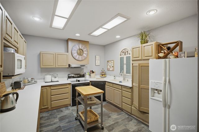 415 118th Avenue E, Puyallup, WA 98372