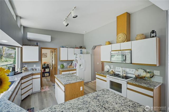 415 118th Avenue E, Puyallup, WA 98372