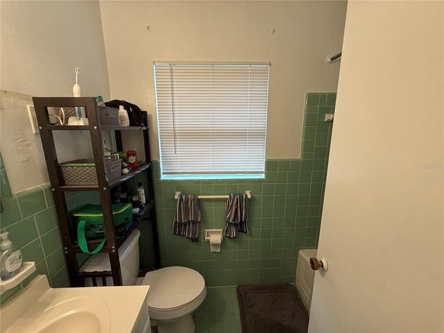 609 NW 19TH STREET, Gainesville, FL 32603