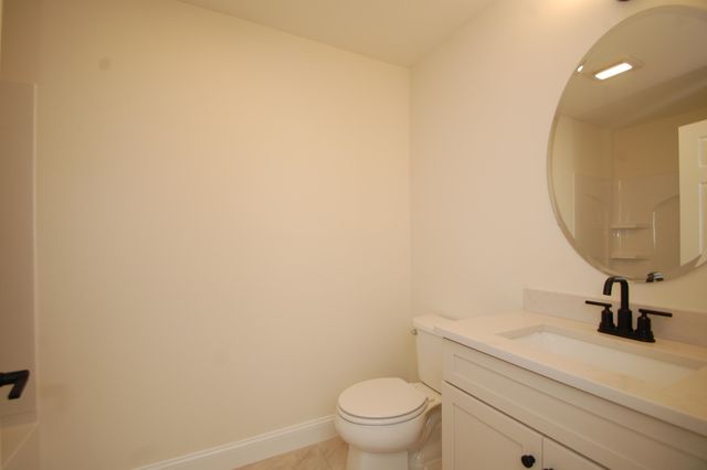 3B Dearborn Circle, Goffstown, NH 03045