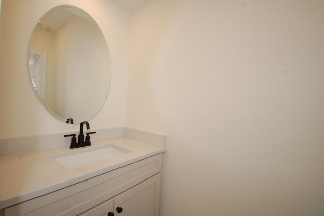 3B Dearborn Circle, Goffstown, NH 03045
