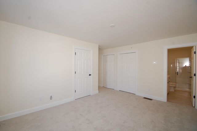 3B Dearborn Circle, Goffstown, NH 03045