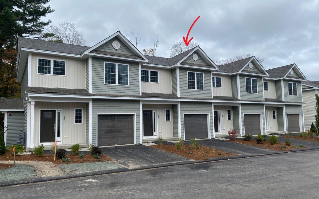 3B Dearborn Circle, Goffstown, NH 03045