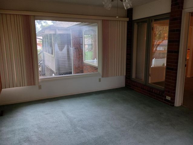 1264 E Lafayette Court E, Springfield, MO 65804