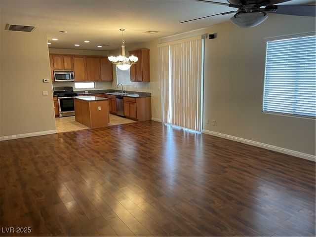 5920 Altissimo Street, North Las Vegas, NV 89081