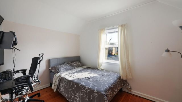 353 E Grant Ave, Roselle Park Boro, NJ 07204