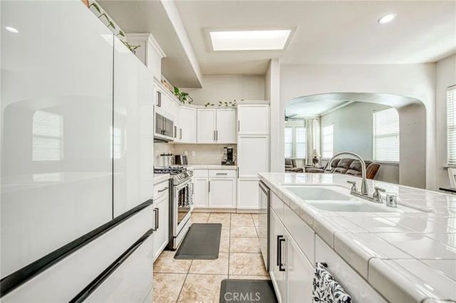 3683 W Black Walnut, Fresno, CA 93711