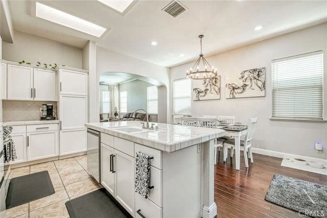 3683 W Black Walnut, Fresno, CA 93711