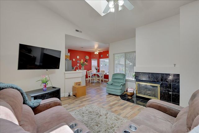 1672 Jamie Dr, Yuba City, CA 95993