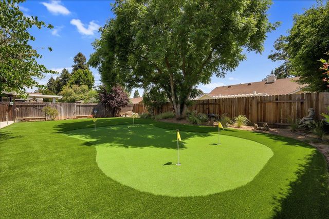1672 Jamie Dr, Yuba City, CA 95993