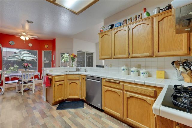 1672 Jamie Dr, Yuba City, CA 95993