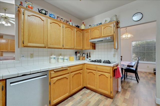 1672 Jamie Dr, Yuba City, CA 95993
