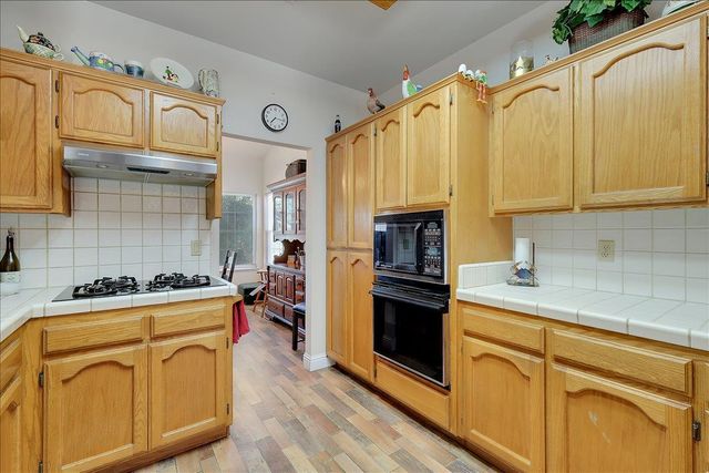 1672 Jamie Dr, Yuba City, CA 95993