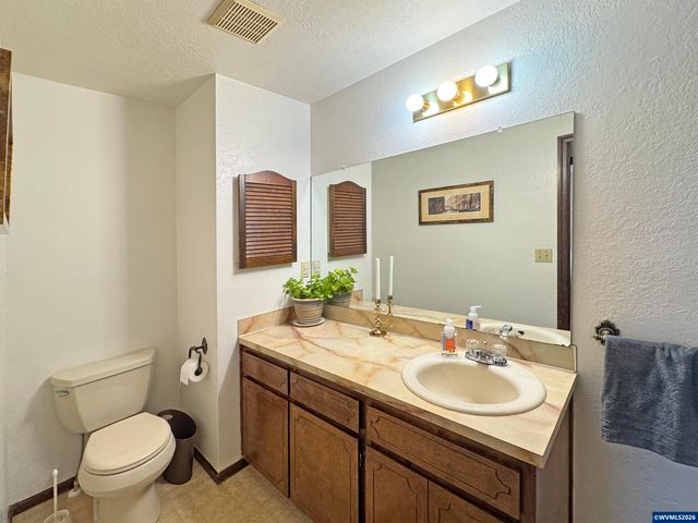 534 SE Hathaway Pl, Corvallis, OR 97333