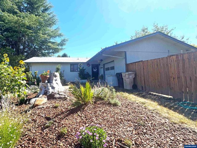 534 SE Hathaway Pl, Corvallis, OR 97333