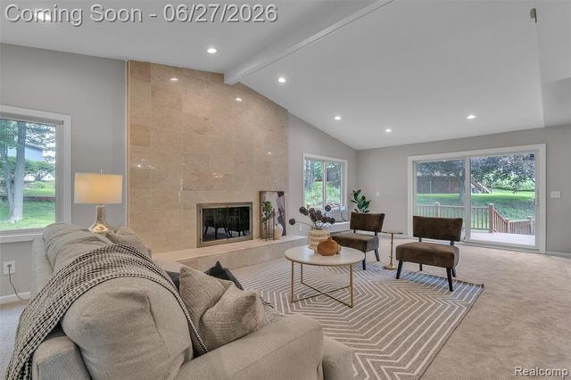 5310 Pond Bluff Drive, West Bloomfield, MI 48323