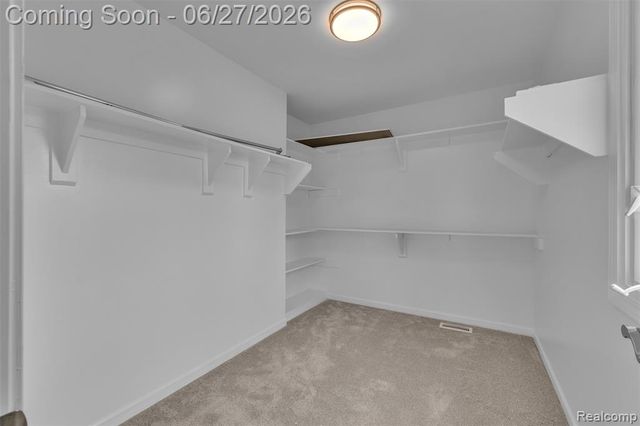 5310 Pond Bluff Drive, West Bloomfield, MI 48323