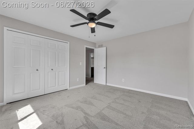 5310 Pond Bluff Drive, West Bloomfield, MI 48323
