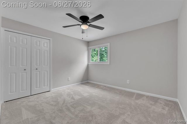 5310 Pond Bluff Drive, West Bloomfield, MI 48323