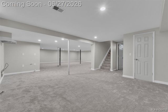 5310 Pond Bluff Drive, West Bloomfield, MI 48323