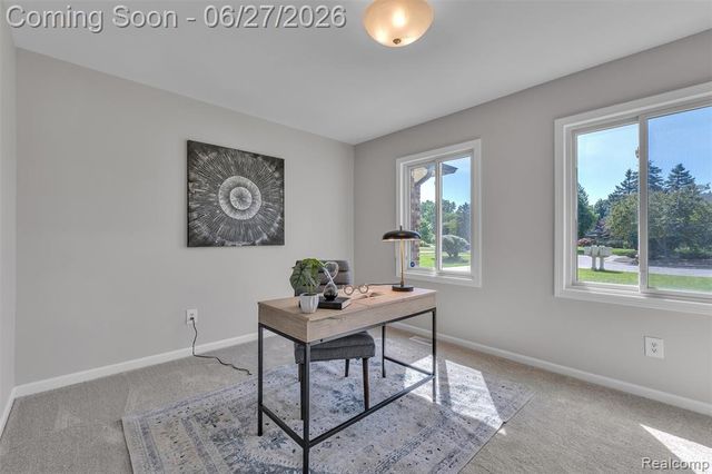 5310 Pond Bluff Drive, West Bloomfield, MI 48323