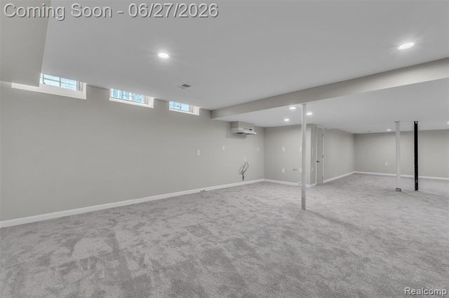5310 Pond Bluff Drive, West Bloomfield, MI 48323