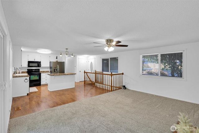 3015 282nd Street E, Spanaway, WA 98387