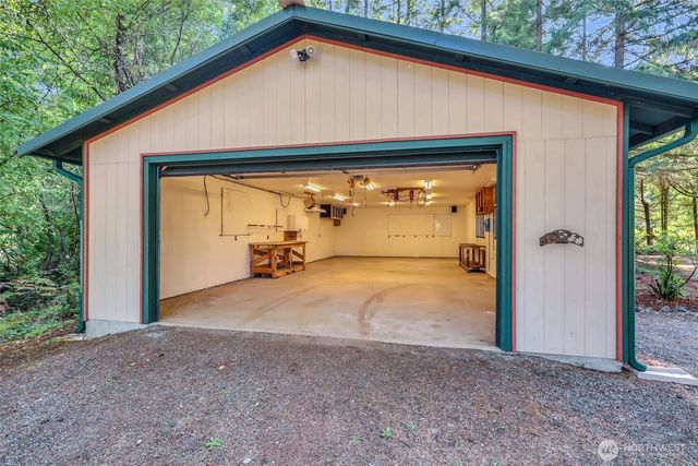 3015 282nd Street E, Spanaway, WA 98387