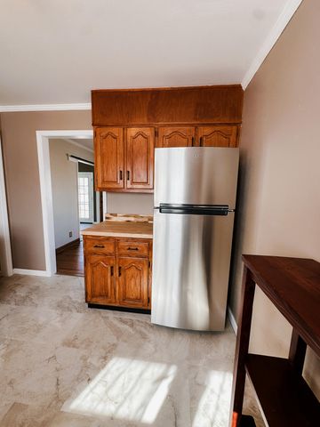 2404 Main Street, Pikeville, TN 37367