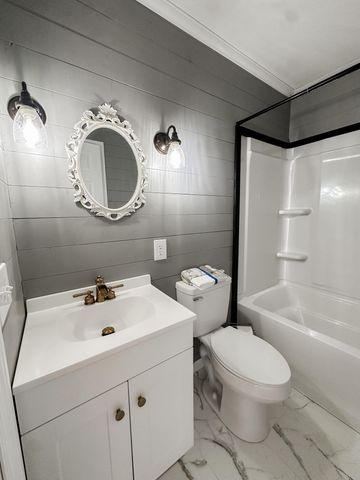 2404 Main Street, Pikeville, TN 37367