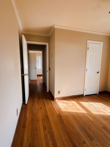 2404 Main Street, Pikeville, TN 37367