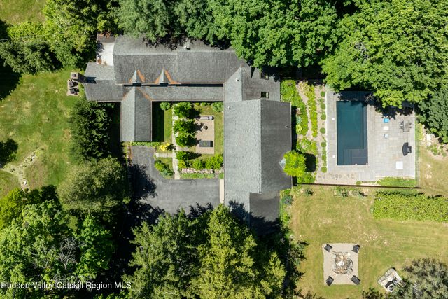 147 Smith Clove Road, Woodbury, NY 10917
