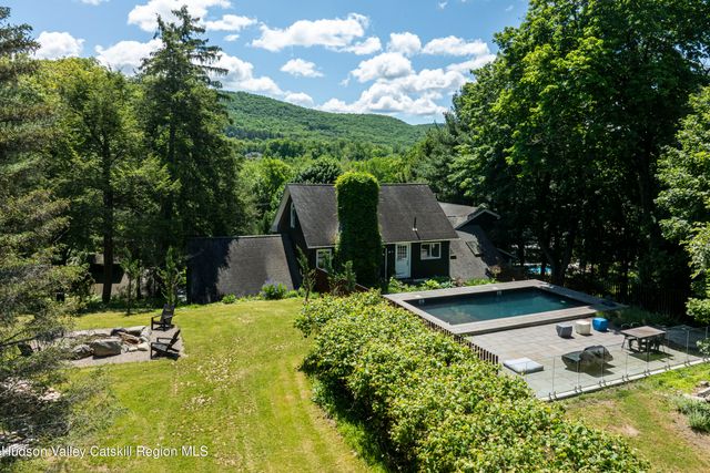 147 Smith Clove Road, Woodbury, NY 10917