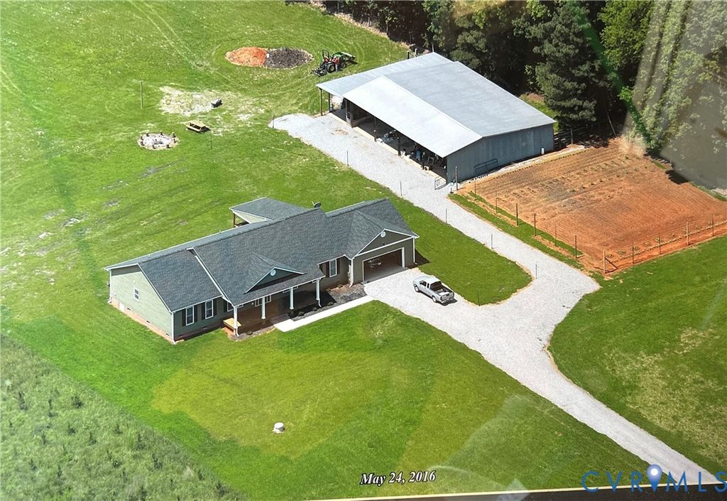 1397 Dorset Rd, Powhatan, VA 23139