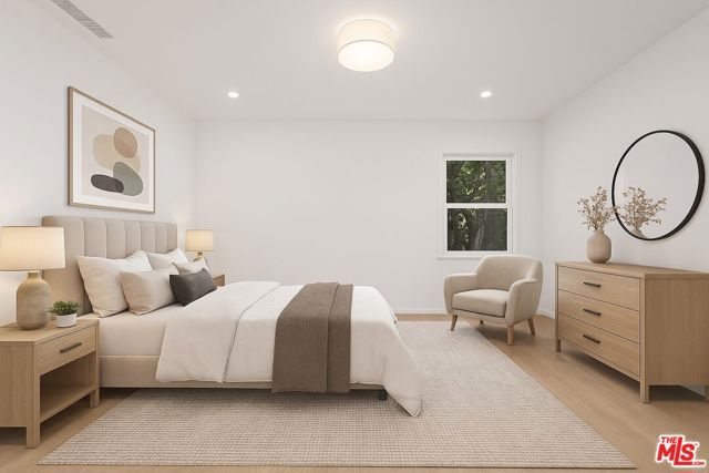 11345 CASHMERE Street, Los Angeles, CA 90049