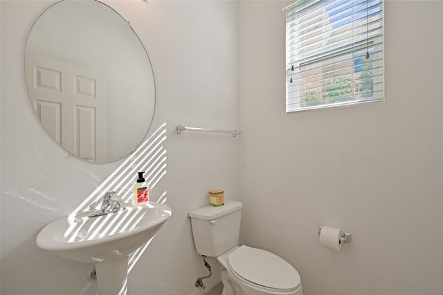 15 Scenic Mesa Road, Santa Fe, NM 87508