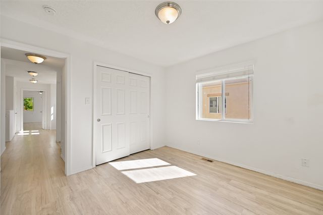 15 Scenic Mesa Road, Santa Fe, NM 87508