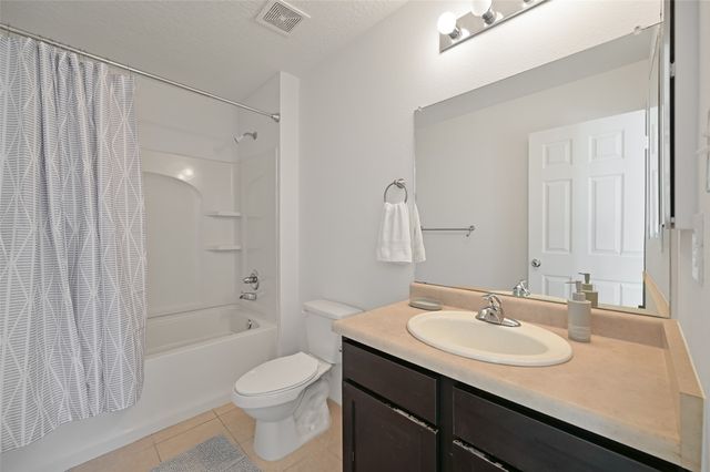 15 Scenic Mesa Road, Santa Fe, NM 87508