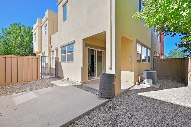 15 Scenic Mesa Road, Santa Fe, NM 87508