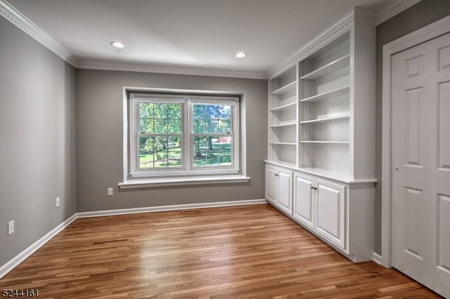 16 Manor Dr, Morris Twp., NJ 07960