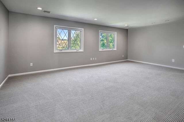 16 Manor Dr, Morris Twp., NJ 07960