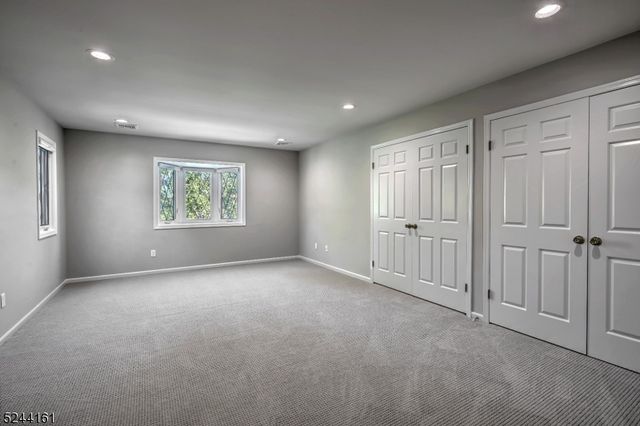 16 Manor Dr, Morris Twp., NJ 07960