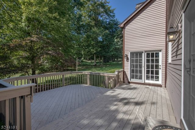 16 Manor Dr, Morris Twp., NJ 07960