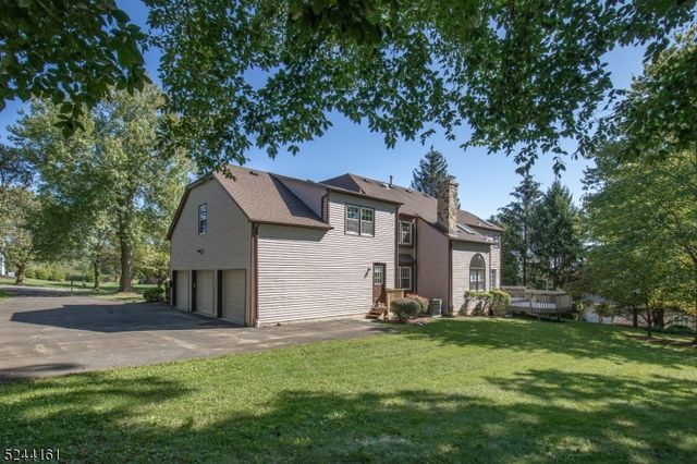 16 Manor Dr, Morris Twp., NJ 07960