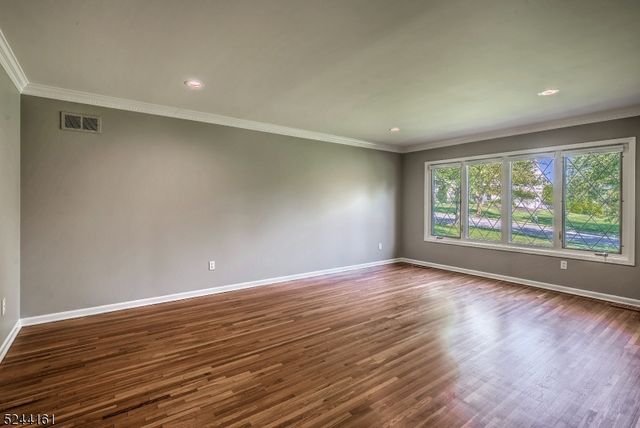 16 Manor Dr, Morris Twp., NJ 07960