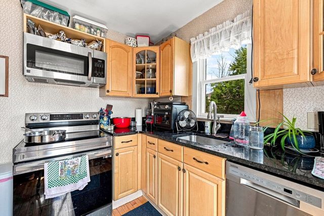 627 Central Avenue, Dover, NH 03820