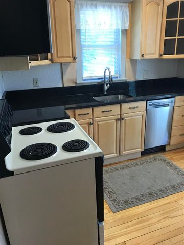 627 Central Avenue, Dover, NH 03820