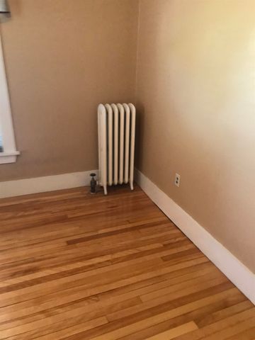 627 Central Avenue, Dover, NH 03820