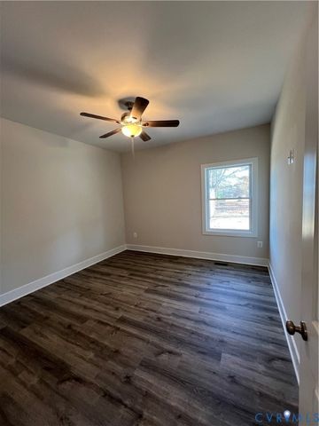 57 Otter Ln, Montross, VA 22520